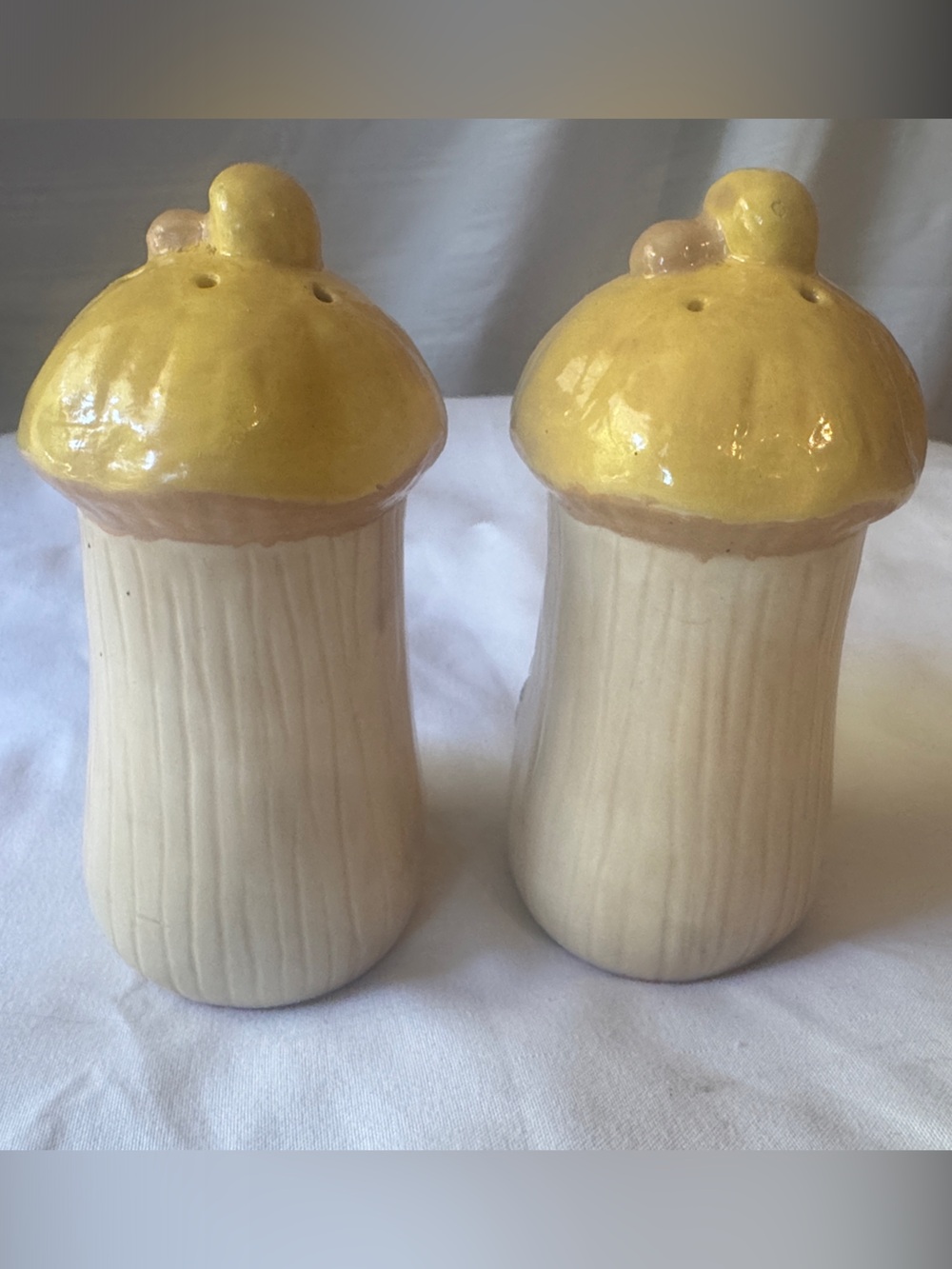 Hand-Painted and Mushroom Ceramic Salt and Pepper Shakers - Picture 2 of 6